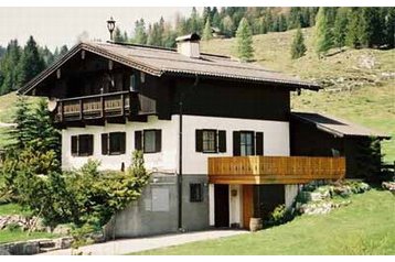 Austria Chata Strobl am Wolfgangsee, Exterior